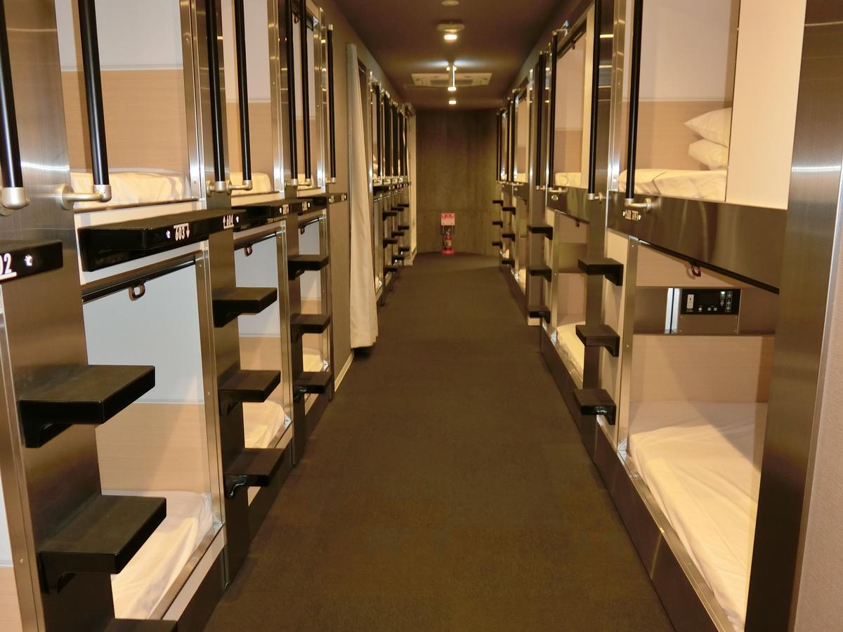 Capsule Hotel Valie Ebisucho Οσάκα Εξωτερικό φωτογραφία