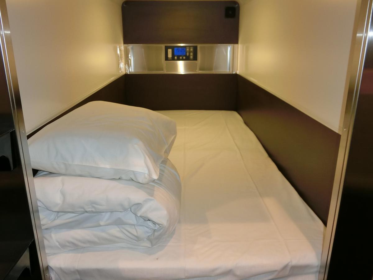 Capsule Hotel Valie Ebisucho Οσάκα Εξωτερικό φωτογραφία