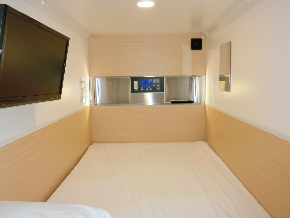 Capsule Hotel Valie Ebisucho Οσάκα Εξωτερικό φωτογραφία
