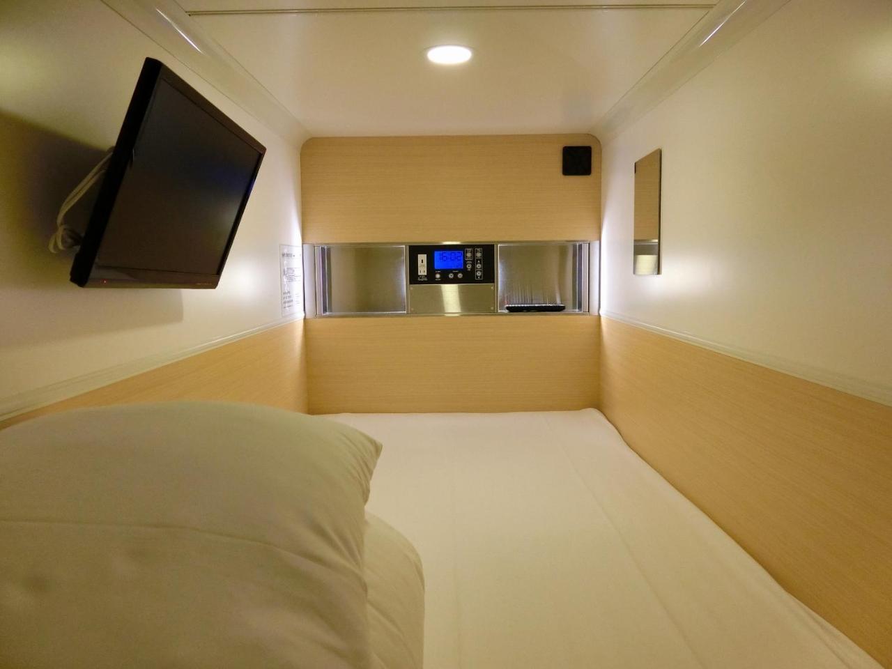 Capsule Hotel Valie Ebisucho Οσάκα Εξωτερικό φωτογραφία