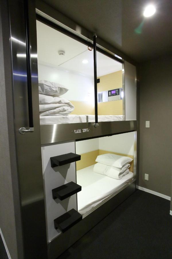 Capsule Hotel Valie Ebisucho Οσάκα Εξωτερικό φωτογραφία